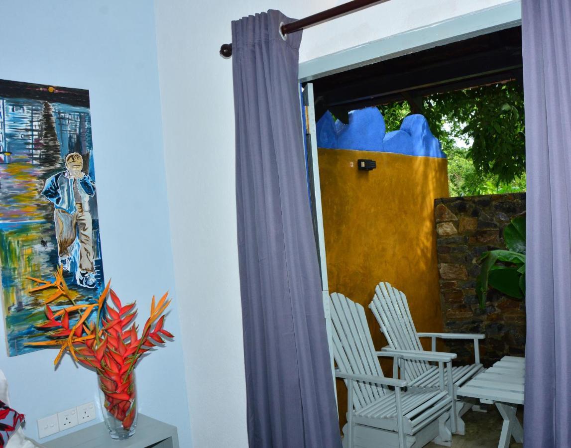 View Guesthouse & Bistro At Goyambokka Tangalle Buitenkant foto